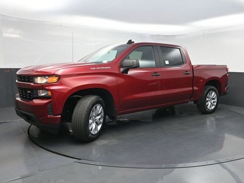 Used 2019 Chevrolet Silverado 1500 Custom w/ Custom Convenience Package RWD image 15