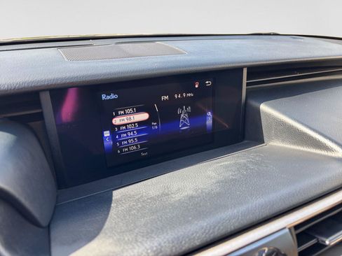 Used 2019 Lexus IS 300 w/ Premium Package RWD image 25