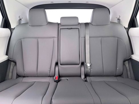 New 2026 Hyundai Ioniq 5 SEL image 16