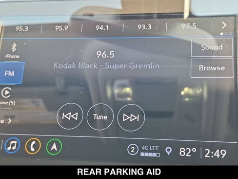 Used 2023 Chevrolet Equinox Premier FWD image 21