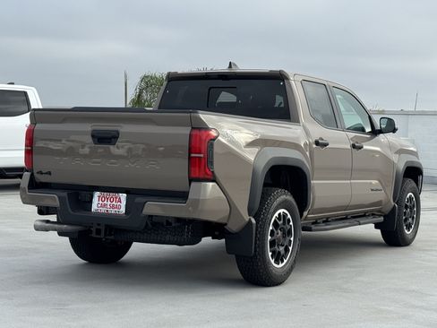 New 2026 Toyota Tacoma TRD Off-Road AWD/4WD image 13