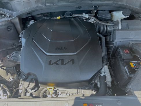 Used 2025 Kia Telluride EX X-Line AWD/4WD image 32