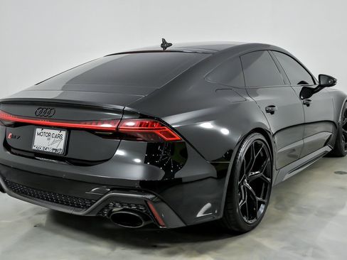 Used 2021 Audi RS 7 Sportback w/ Carbon Optic Package AWD/4WD image 11