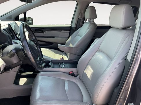 Used 2018 Honda Odyssey EX-L image 9