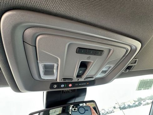 New 2026 GMC Sierra 2500 SLT image 21