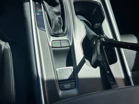 Used 2019 Honda Accord Sport image 38