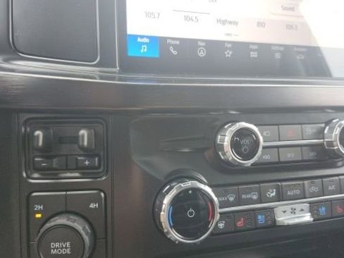 New 2026 Ford F350 Lariat w/ Chrome Package image 46