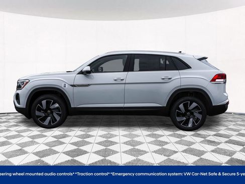 Used 2025 Volkswagen Atlas Cross Sport SE image 9