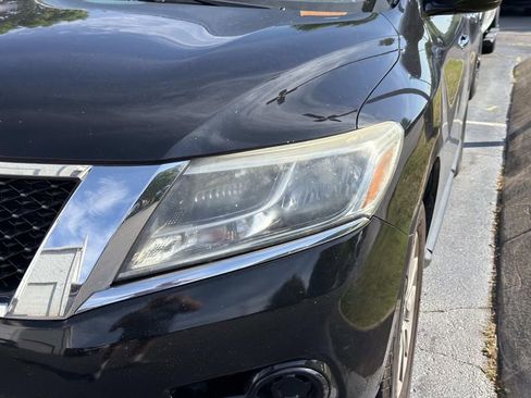 Used 2015 Nissan Pathfinder S AWD/4WD image 7