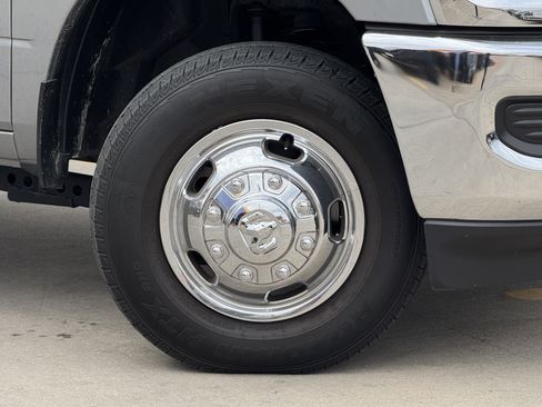 Used 2024 RAM 3500 Tradesman w/ Chrome Appearance Group image 3