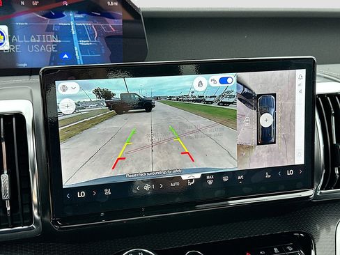 New 2025 Ford Expedition Platinum w/ Stealth Performance Package image 9