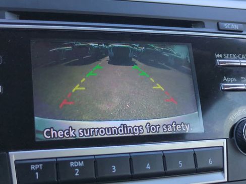 Used 2016 Nissan Altima 2.5 SV w/ Convenience Package FWD image 17