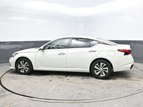 Used 2021 Nissan Altima 2.5 S image 4