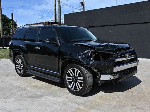 Used 2022 Toyota 4Runner Limited RWD image 2