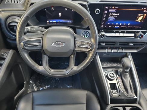Used 2023 Chevrolet Colorado Trail Boss AWD/4WD image 11