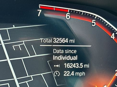Used 2021 BMW 330i Sedan w/ Premium Package RWD image 24