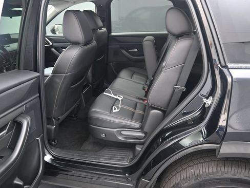 Used 2025 MAZDA CX-90 3.3 Turbo w/ Select Package AWD/4WD image 17