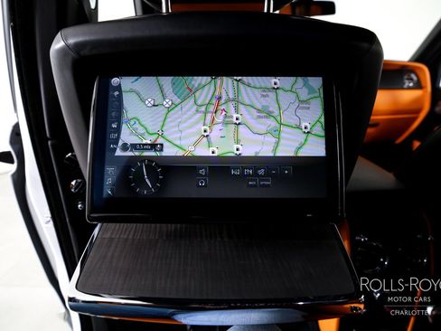 Certified 2020 Rolls-Royce Cullinan AWD/4WD image 20
