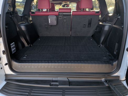 Used 2022 Lexus GX 460 Luxury image 33