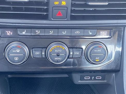Used 2023 Volkswagen Jetta SE FWD image 18