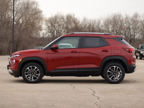 New 2026 Chevrolet TrailBlazer LT w/ LT Cold Weather Package FWD image 4