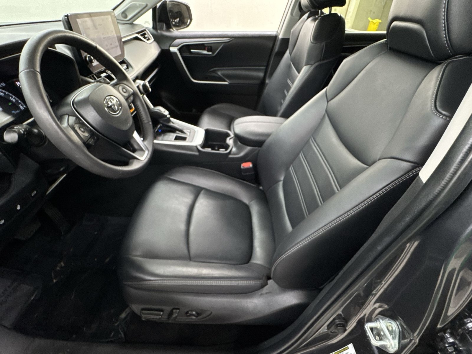 Used 2024 Toyota RAV4 XLE Premium w/ Weather Package AWD/4WD image 16