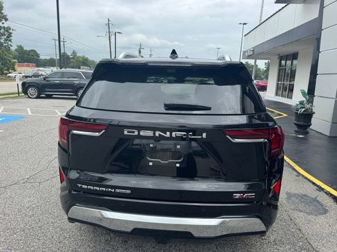 Used 2026 GMC Terrain Denali AWD/4WD image 12