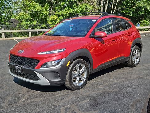 Used 2022 Hyundai Kona SEL AWD/4WD image 3