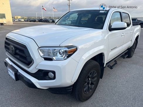 Used 2023 Toyota Tacoma SR5 RWD image 1