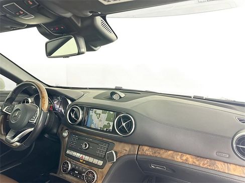 Certified 2017 Mercedes-Benz SL 550 image 27