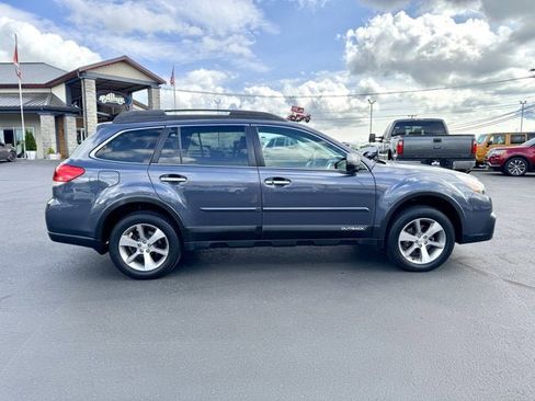 Used 2014 Subaru Outback 2.5i Limited AWD/4WD image 3