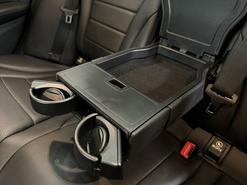 Used 2015 Mercedes-Benz C 300 4MATIC Sedan image 19