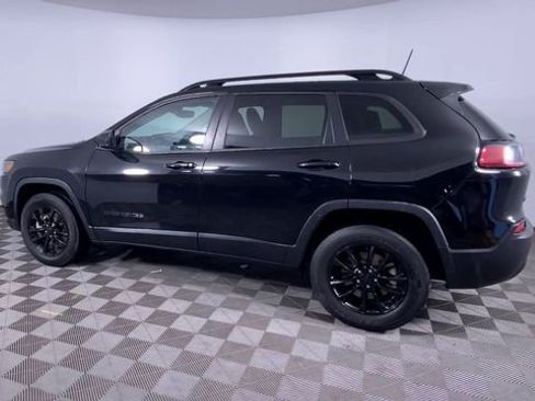 Used 2023 Jeep Cherokee Altitude Lux image 18