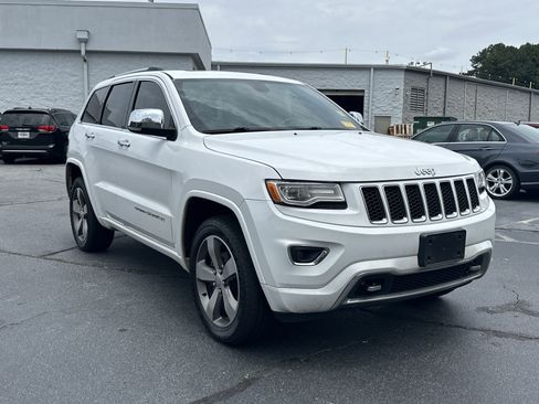 Used 2015 Jeep Grand Cherokee Overland AWD/4WD image 2