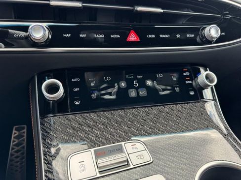 New 2026 Genesis GV70 3.5T Sport Prestige AWD/4WD image 15