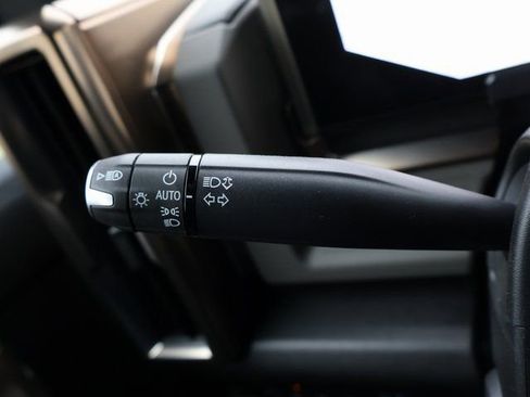 Certified 2025 GMC Hummer EV 2X AWD/4WD image 43