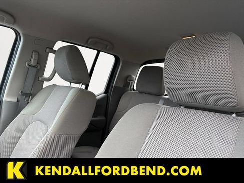 Used 2016 Nissan Frontier SV AWD/4WD image 12