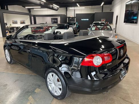 Used 2008 Volkswagen Eos Komfort FWD image 16