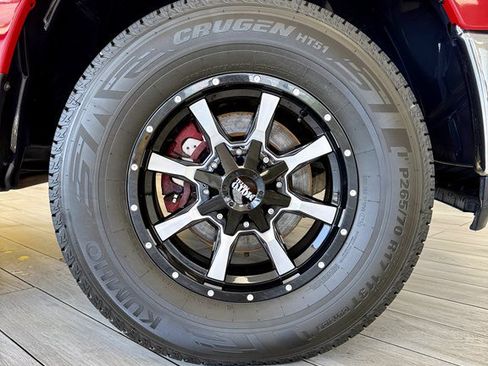 Used 2017 RAM 1500 Classic SLT RWD image 18
