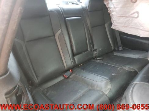 Used 2017 Dodge Challenger SXT Plus image 9