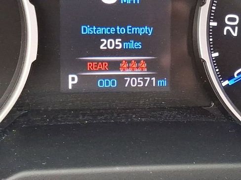 Used 2020 Toyota RAV4 XLE w/ Convenience Package image 20