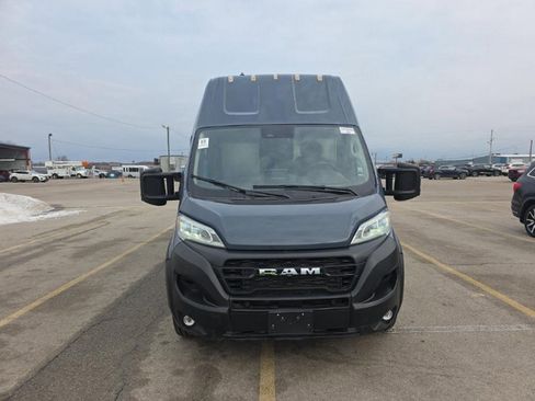 Used 2024 RAM ProMaster 3500 image 2
