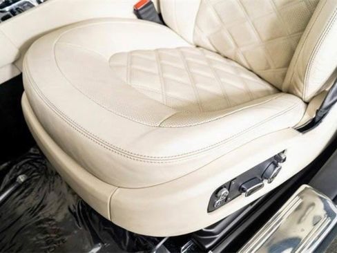 Used 2016 Bentley Mulsanne Speed image 28