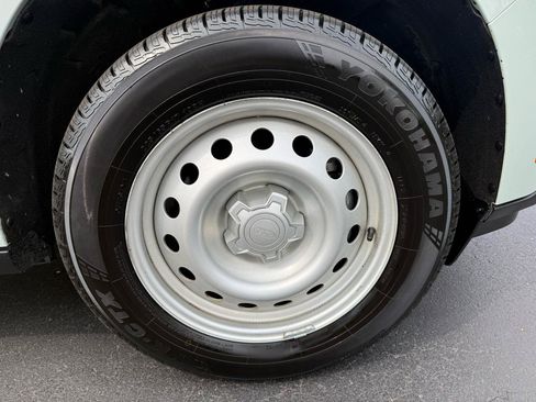 Used 2023 Ford Maverick XL FWD image 18