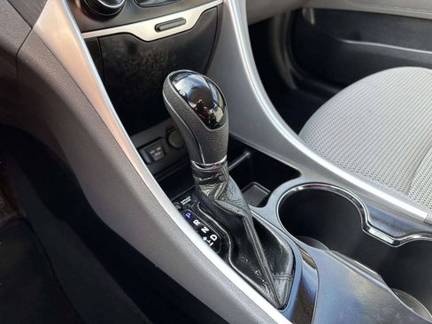 Used 2012 Hyundai Sonata GLS w/ Popular Equipment Pkg FWD image 30