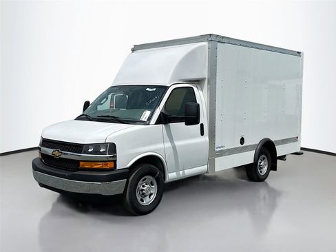 New 2024 Chevrolet Express 3500 w/ Power Convenience Package RWD image 3