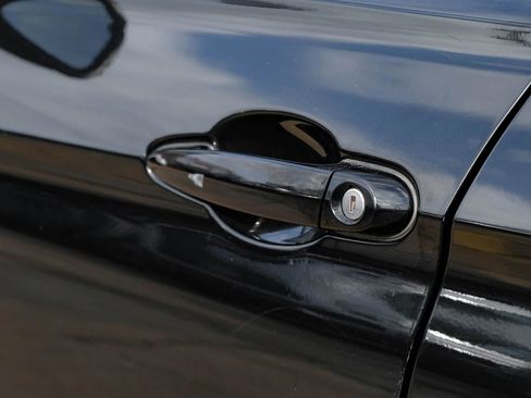 Used 2018 BMW 320i Sedan image 48