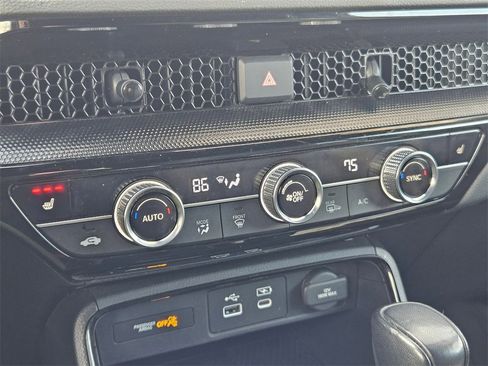 Used 2024 Honda CR-V Sport Touring image 28