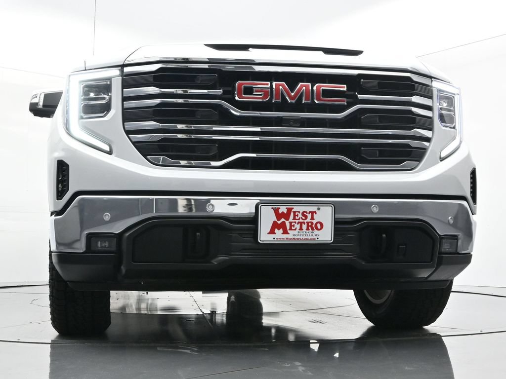 Used 2024 GMC Sierra 1500 SLT w/ SLT Premium Plus Package AWD/4WD image 26