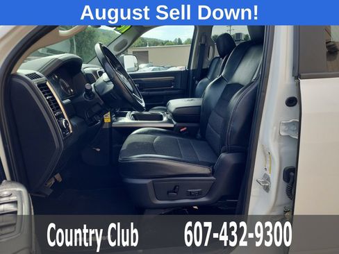 Used 2018 RAM 2500 Big Horn w/ Sport Appearance Group AWD/4WD image 11